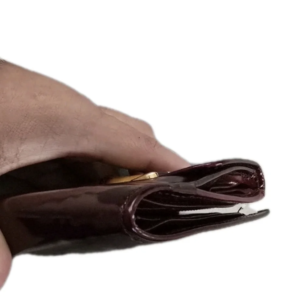 Elegant And Classic Authentic Gucci Burgundy Leather Wallet With Bamboo Accent